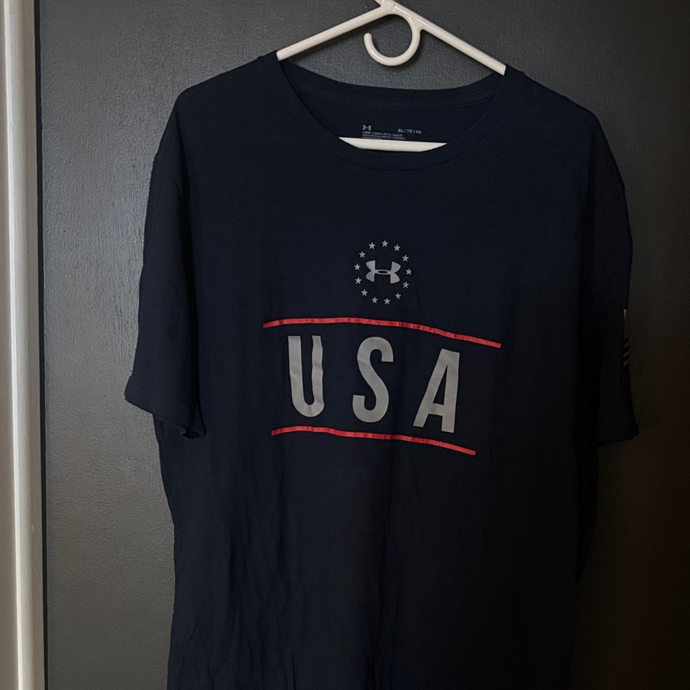 Under Armour Men's Black USA Graphic Tee